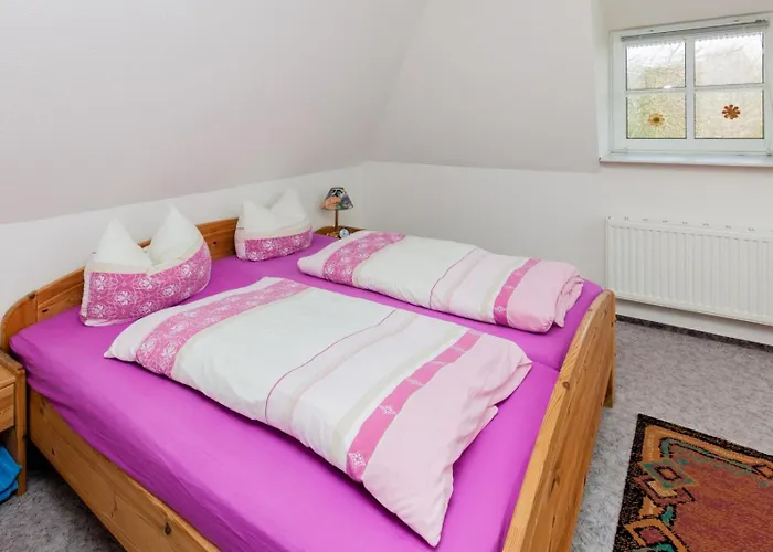 Moehlenhus Peter Jensen *